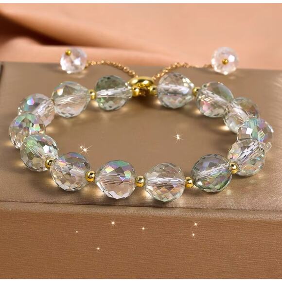 Green Swarovski Beaded Bracelet - Picture 2 of 8